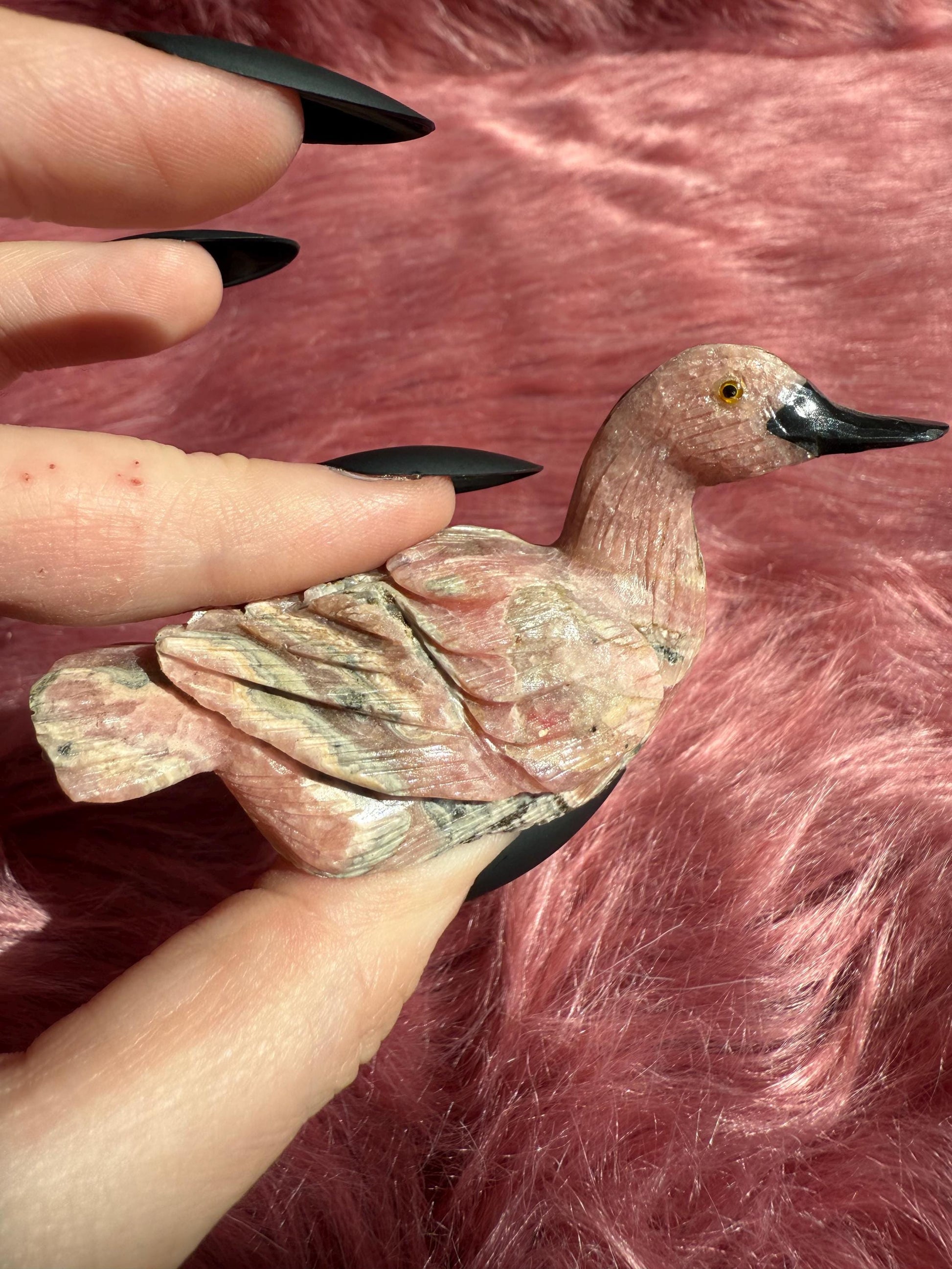 ONE (1) Stunning Rhodonite Swan Carving from Argentina