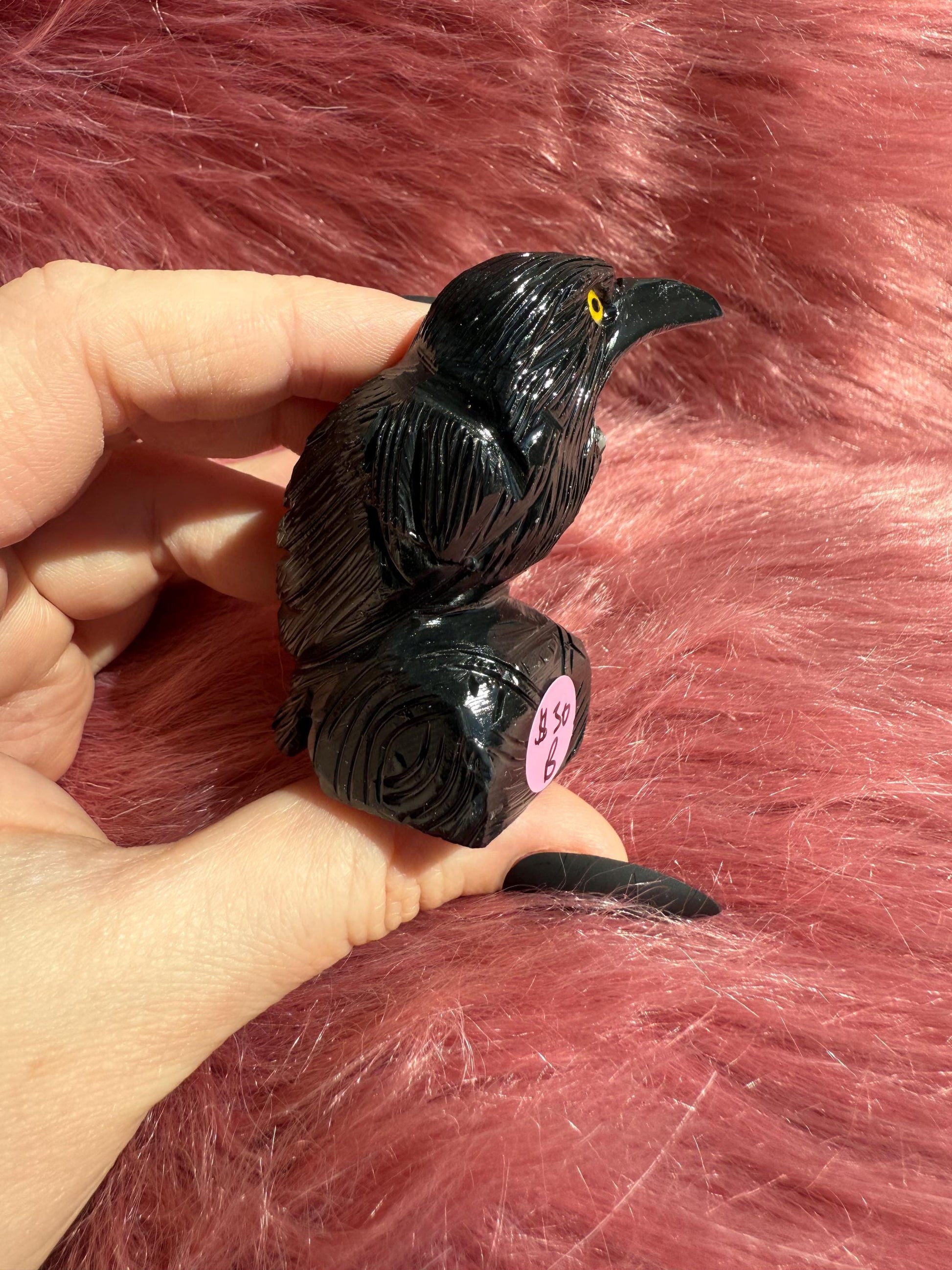 ONE (1) Stunning Obsidian Raven Carving Made in Peru
