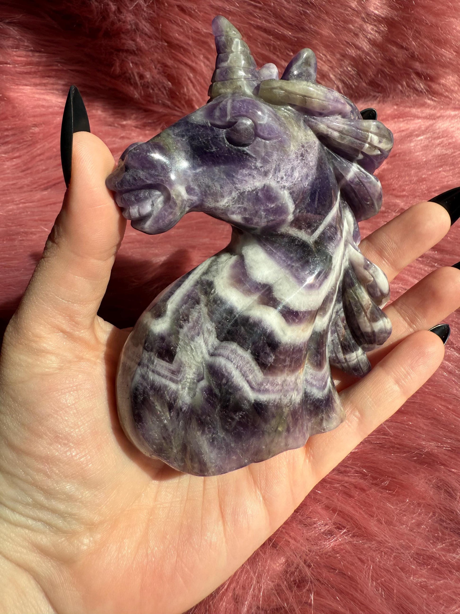 ONE (1) Stunning High Quality Dream Amethyst Hand Carved Unicorn