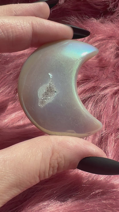 ONE (1) Stunning Aura Quartz Moon - L