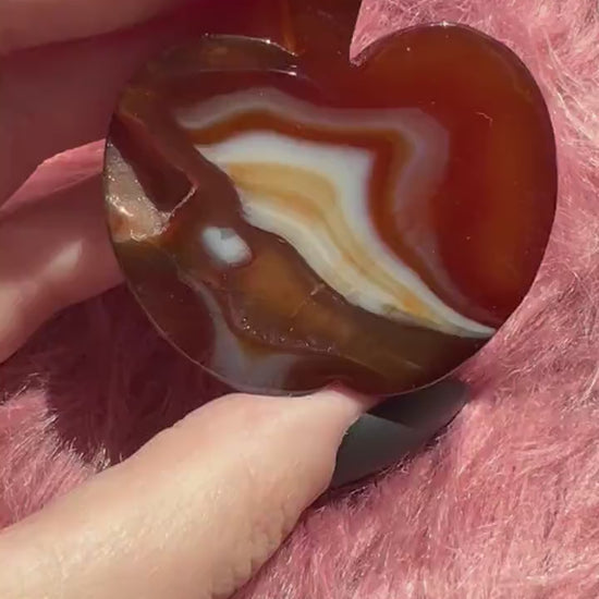 ONE (1) Stunning High Quality Carnelian Apple Carving A