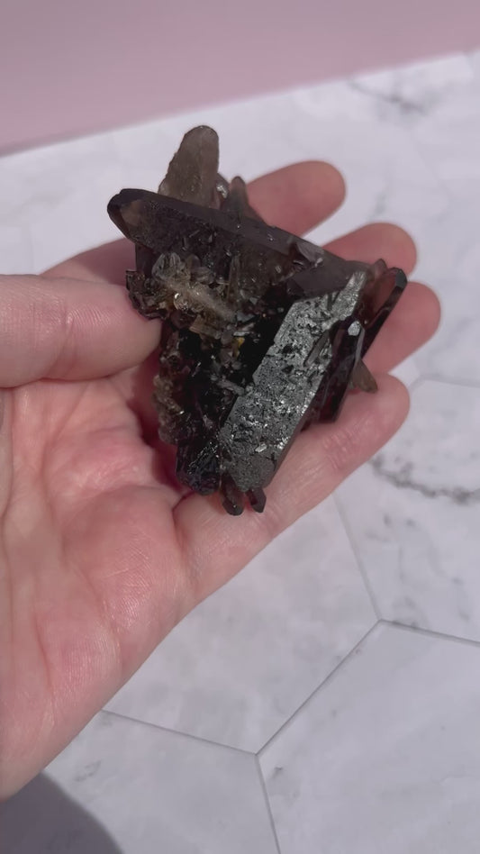 ONE (1) Stunning Smoky Quartz Specimen (16B)